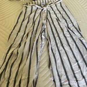 Harem pants with elastic waist